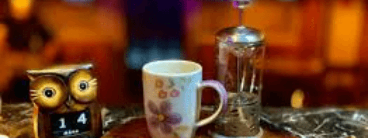 کاور کافه رستوران هما